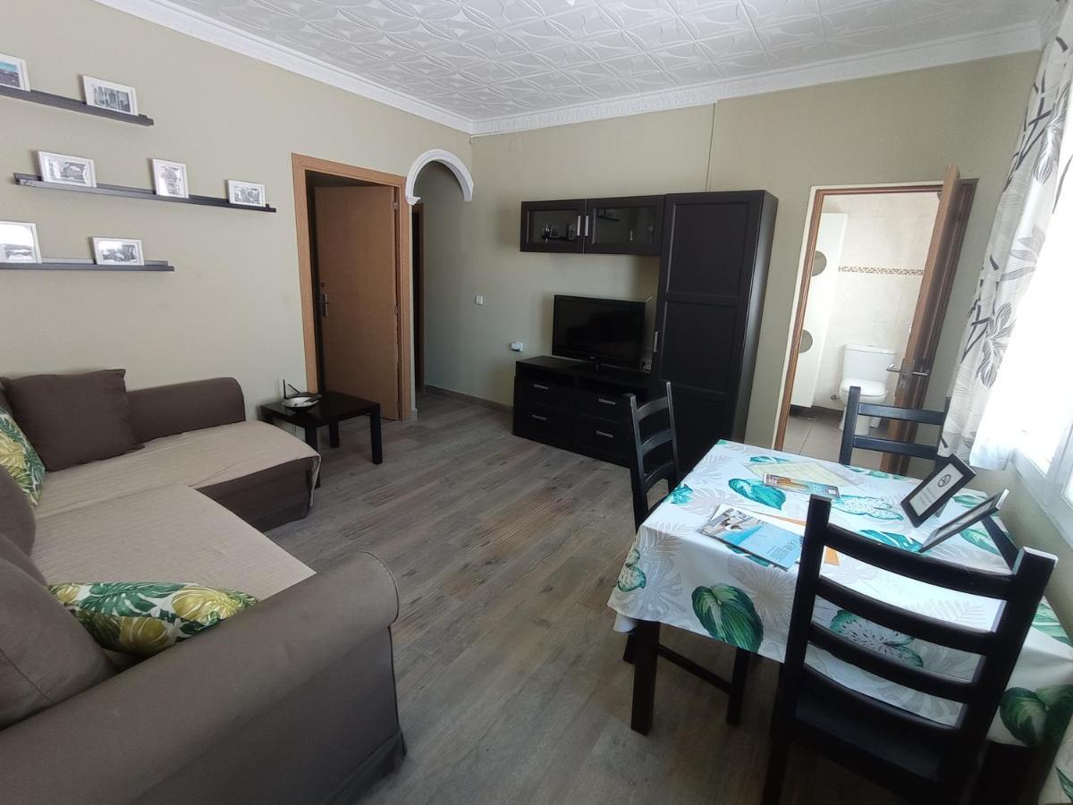 Apartamento, Dos Dormitorios, Tipo Atico Cerca Del Centro 赫雷斯 外观 照片